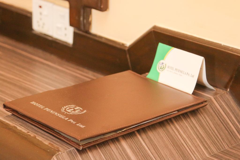 Hotel Peninsula Pokhara Ngoại thất bức ảnh