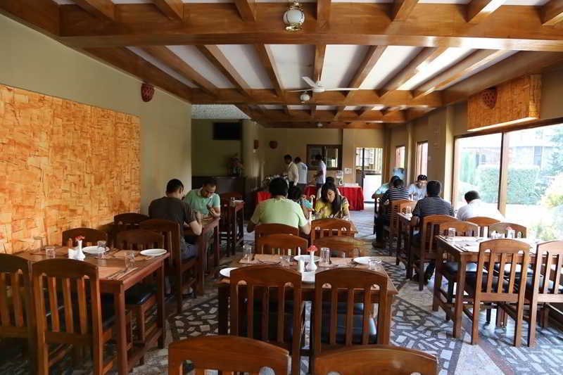 Hotel Peninsula Pokhara Ngoại thất bức ảnh