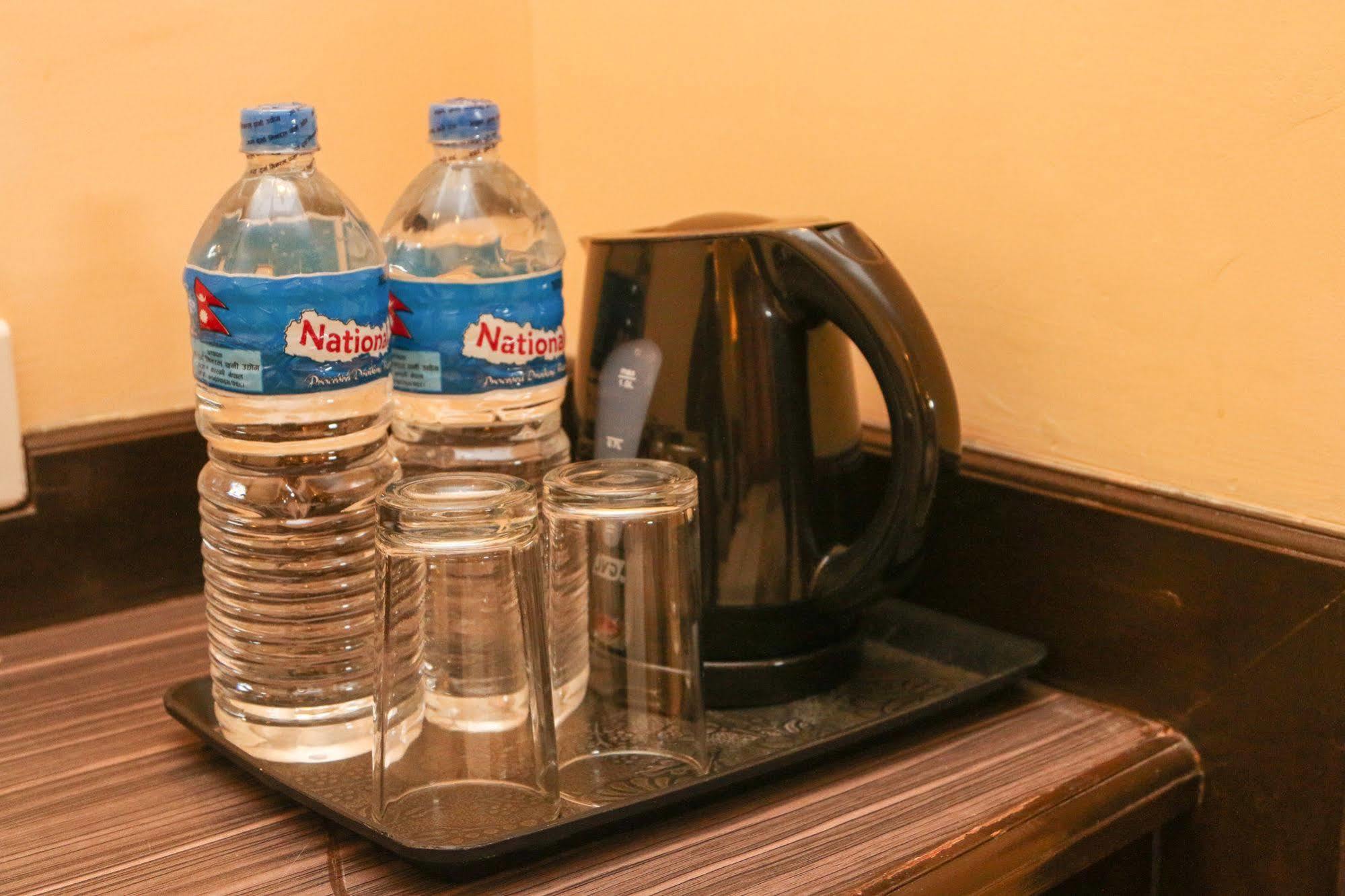 Hotel Peninsula Pokhara Ngoại thất bức ảnh
